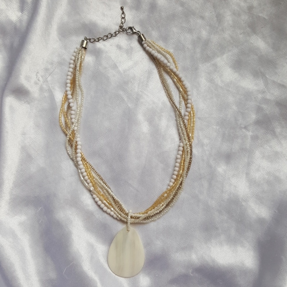 Statement necklace